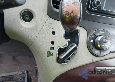 2014 Toyota Sienna Xle V6 8 Passenger from USA, damaged, VIN 5TDYK3DC3ES418432